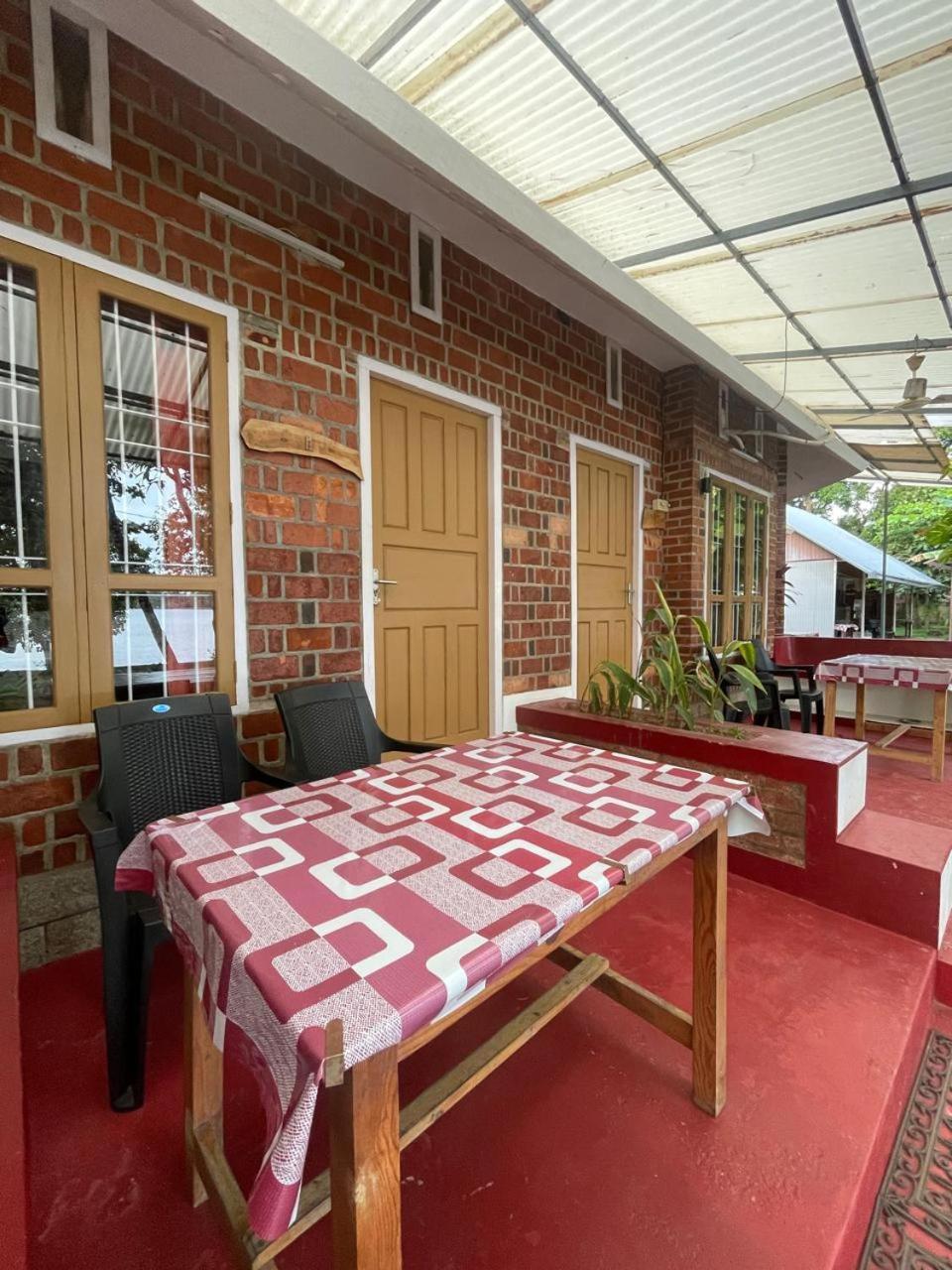 Ashtamudivillas Kollam Exterior photo